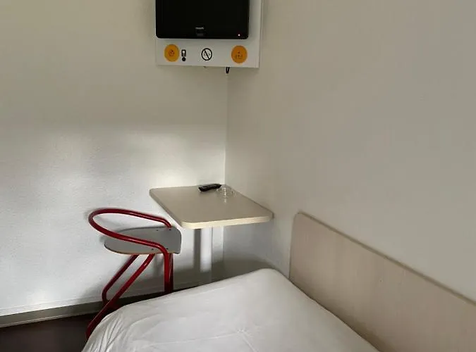 F1 Hotel Verdun-sur-Meuse